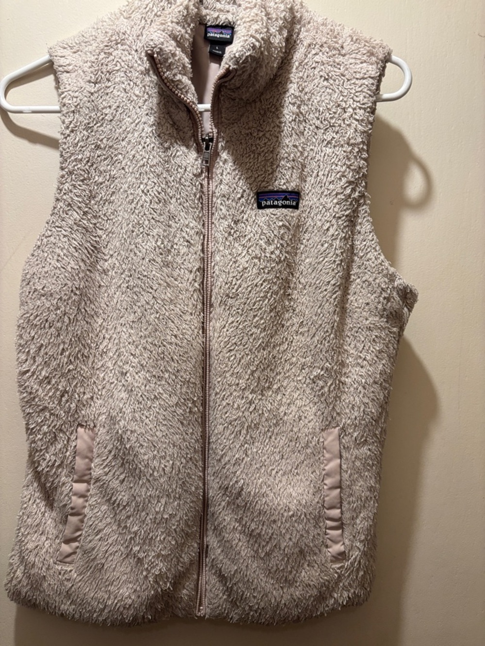 Patagonia women’s  Cream Sherpa Fleece Vest